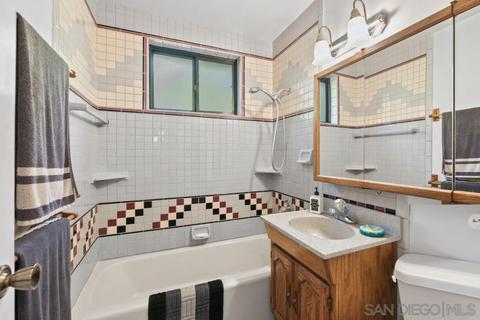 1581 Meadow Rd, El Cajon, CA 92021 photo 8