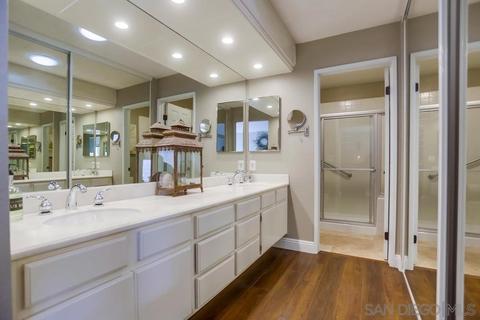 1026 Gleneagles Pl, Vista, CA 92081 photo 11