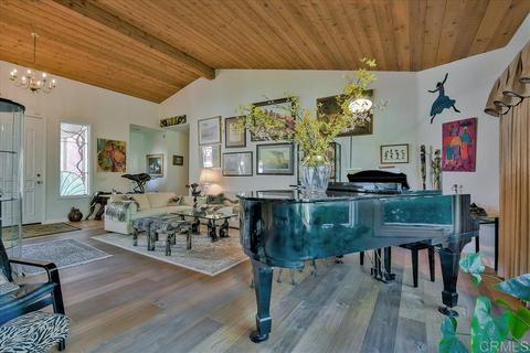 1606 Joshua Tree Ln, Fallbrook, CA 92028 photo 5