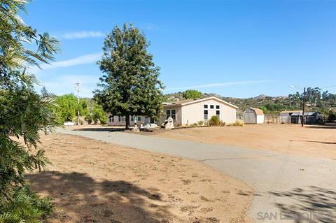 9793 Dunbar Ln, El Cajon, CA 92021 photo 4