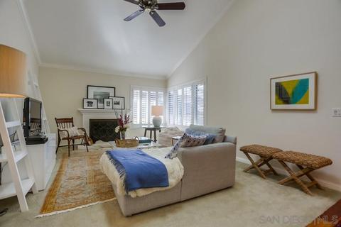 8272 Caminito Modena, La Jolla, CA 92037 photo 3