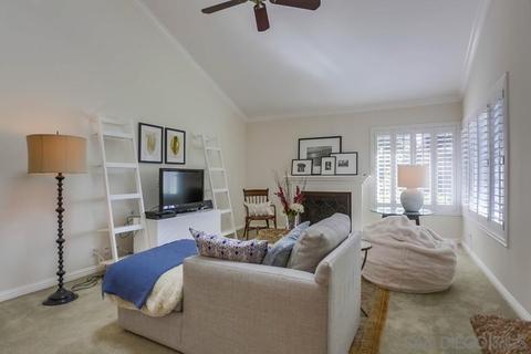 8272 Caminito Modena, La Jolla, CA 92037 photo 5