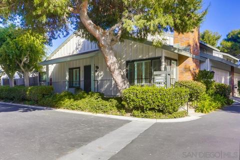 8272 Caminito Modena, La Jolla, CA 92037 photo 2