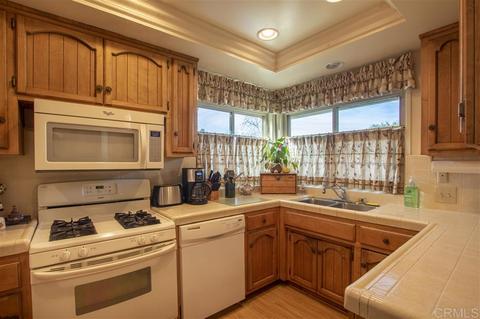 1021 La Solana Dr, Fallbrook, CA 92028 photo 6