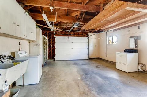6557 Macarthur Dr, Lemon Grove, CA 91945 photo 20
