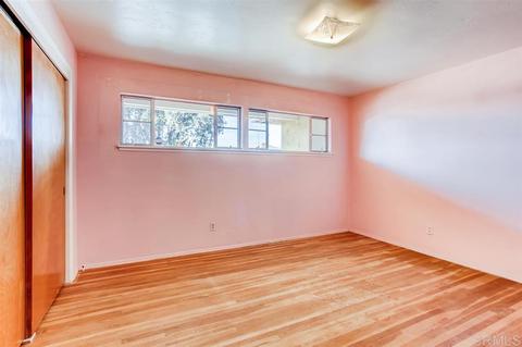 6557 Macarthur Dr, Lemon Grove, CA 91945 photo 13