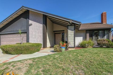 4640 Trieste, Carlsbad, CA 92010 photo 2