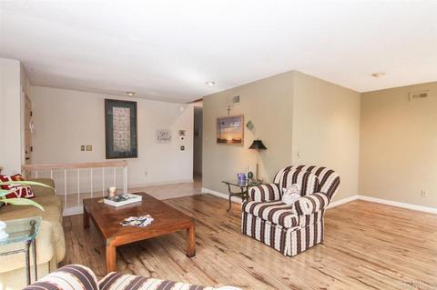 4640 Trieste, Carlsbad, CA 92010 photo 5