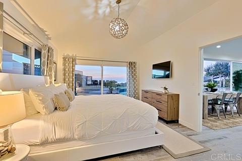 8588 Prestwick Dr, La Jolla, CA 92037 photo 12