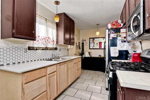 257 Asilado, Oceanside, CA 92057 photo 2