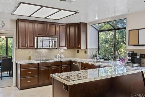 2920 Cantegra Gln, Escondido, CA 92025 photo 6