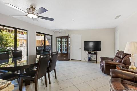 2920 Cantegra Gln, Escondido, CA 92025 photo 7