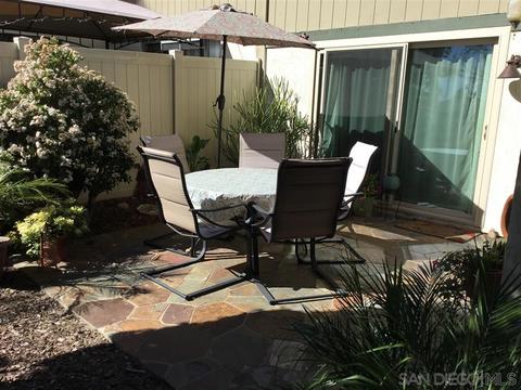 239 Crestview Gln, Escondido, CA 92026 photo 10