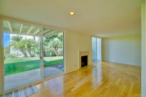 8212 Caminito Maritimo, La Jolla, CA 92037 photo 9