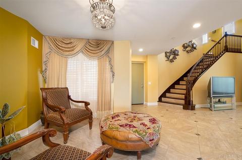2119 Pointe Pkwy, Spring Valley, CA 91978 photo 2