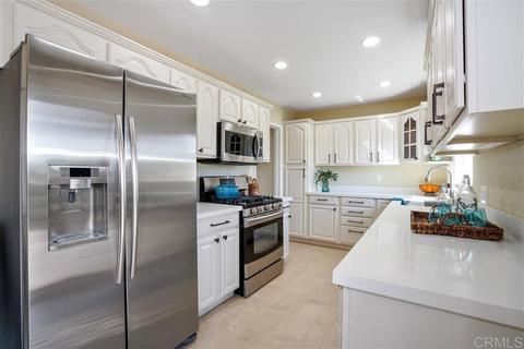 6035 Broadmoor, La Mesa, CA 91942 photo 4