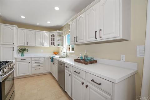 6035 Broadmoor, La Mesa, CA 91942 photo 8