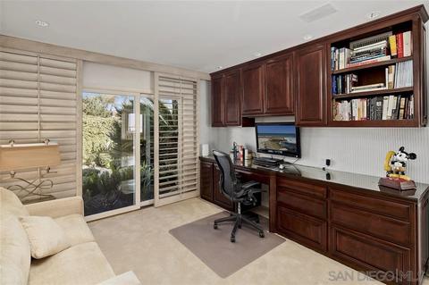 1560 Via Corona, La Jolla, CA 92037 photo 11