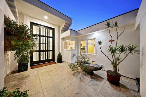 1560 Via Corona, La Jolla, CA 92037 photo 3