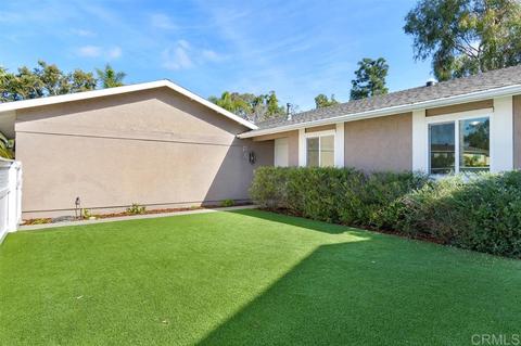 251 Village Run E, Encinitas, CA 92024 photo 3