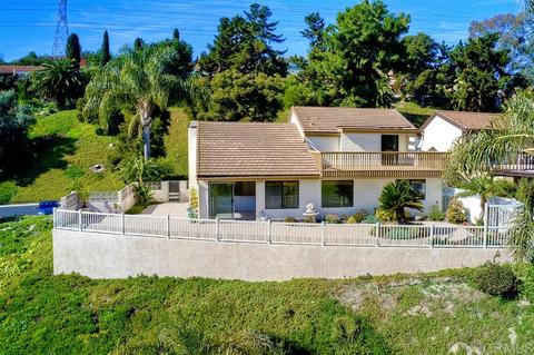 2056 Palmer Dr, Oceanside, CA 92056 photo 2