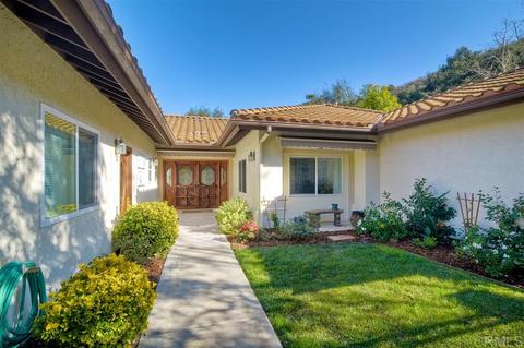 4013 Pala Mesa Oaks Dr, Fallbrook, CA 92028 photo 2