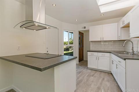 4855 Tacayme Dr, Oceanside, CA 92057 photo 4