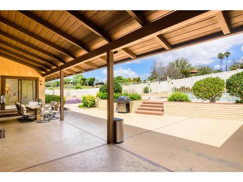 1526 Skyhawk Rd, Escondido, CA 92029 photo 13