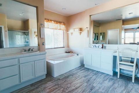 934 Inverlochy, Fallbrook, CA 92028 photo 16