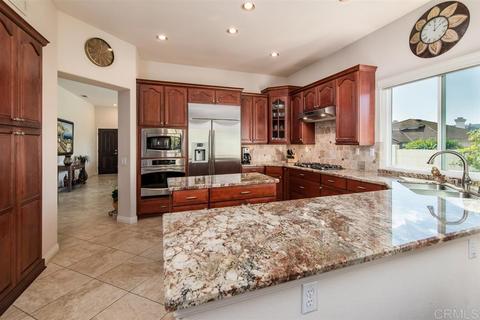 3103 Sitio Isadora, Carlsbad, CA 92009 photo 2
