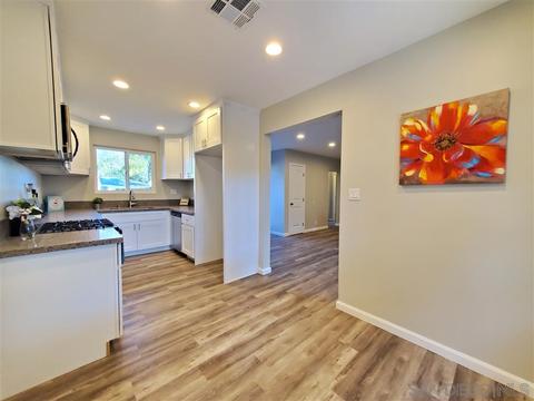 3420 Trophy Dr, La Mesa, CA 91941 photo 6