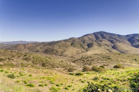 10051 Destiny Mountain Ct, Spring Valley, CA 91978 photo 22