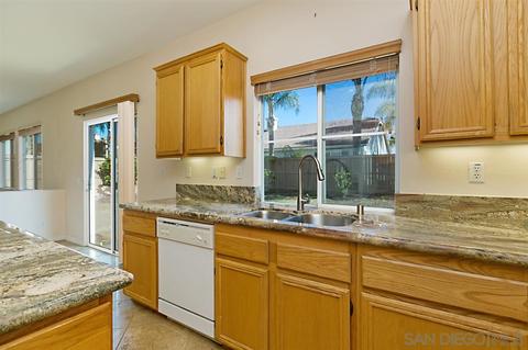 484 Big Sky Dr, Oceanside, CA 92058 photo 7