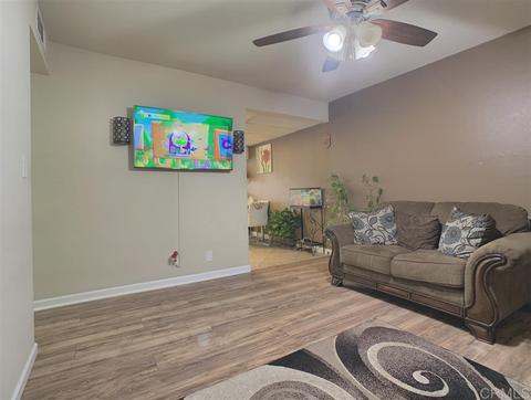 465 E Bradley #3, El Cajon, CA 92021 photo 4