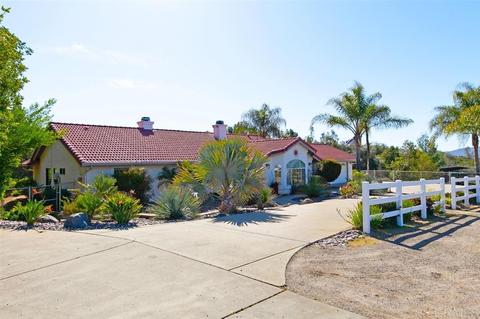 2575 Tavern Rd, Alpine, CA 91901 photo 2