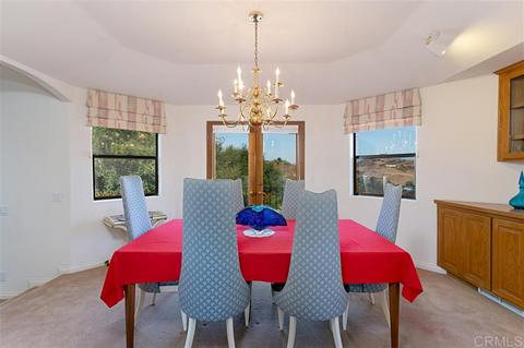 3470 Fairview Ln, Vista, CA 92084 photo 4
