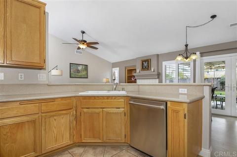89 Avenida Descanso, Oceanside, CA 92057 photo 10