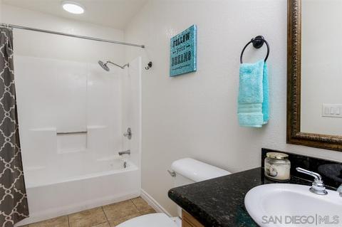 5004 Los Morros Way #5, Oceanside, CA 92057 photo 17