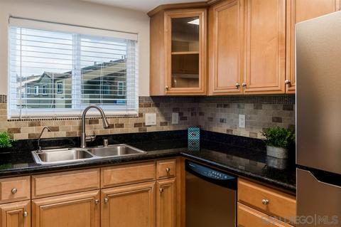 5004 Los Morros Way #5, Oceanside, CA 92057 photo 12