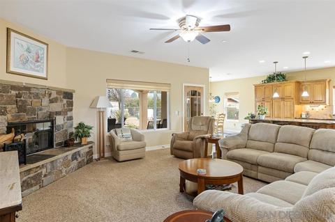 910 16th St, Ramona, CA 92065 photo 3