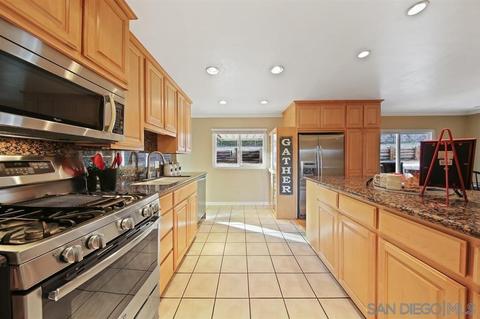 1476 Maye Pl, Escondido, CA 92027 photo 12