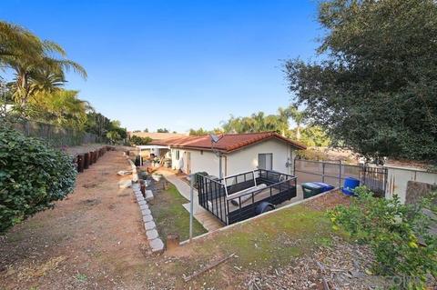 1476 Maye Pl, Escondido, CA 92027 photo 4