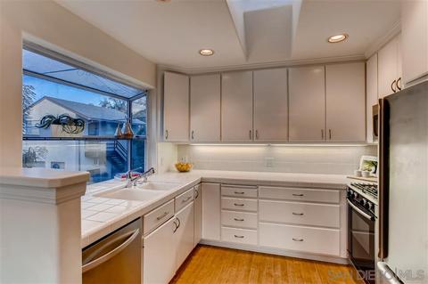 7375-77 Eads Ave, La Jolla, CA 92037 photo 19
