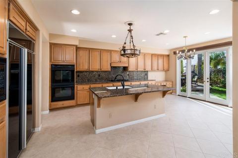6569 Coneflower Dr, Carlsbad, CA 92011 photo 8