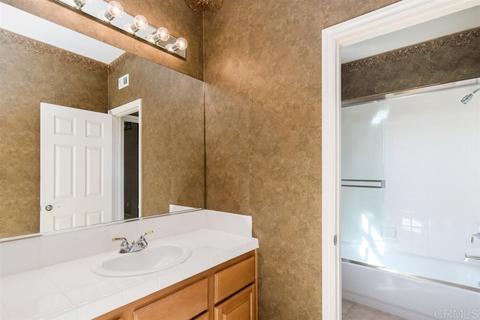 6569 Coneflower Dr, Carlsbad, CA 92011 photo 20