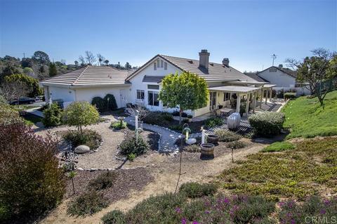 1803 Palomares Rd, Fallbrook, CA 92028 photo 1