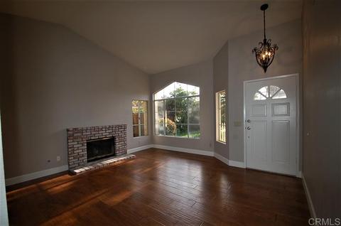 3356 Golfers Dr, Oceanside, CA 92056 photo 8