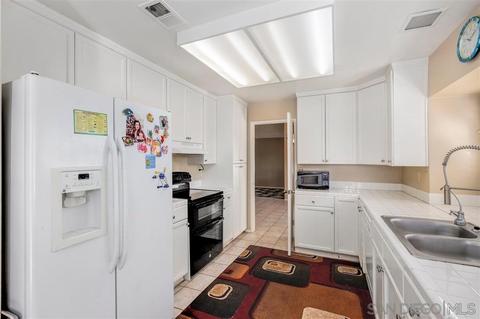 1458 Temple Heights Dr, Oceanside, CA 92056 photo 9