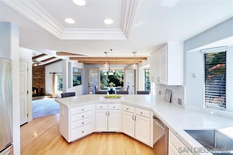 4661 Shade Rd, La Mesa, CA 91941 photo 6