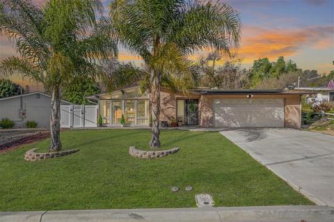9208 Todos Santos Dr, Santee, CA 92071 photo 2